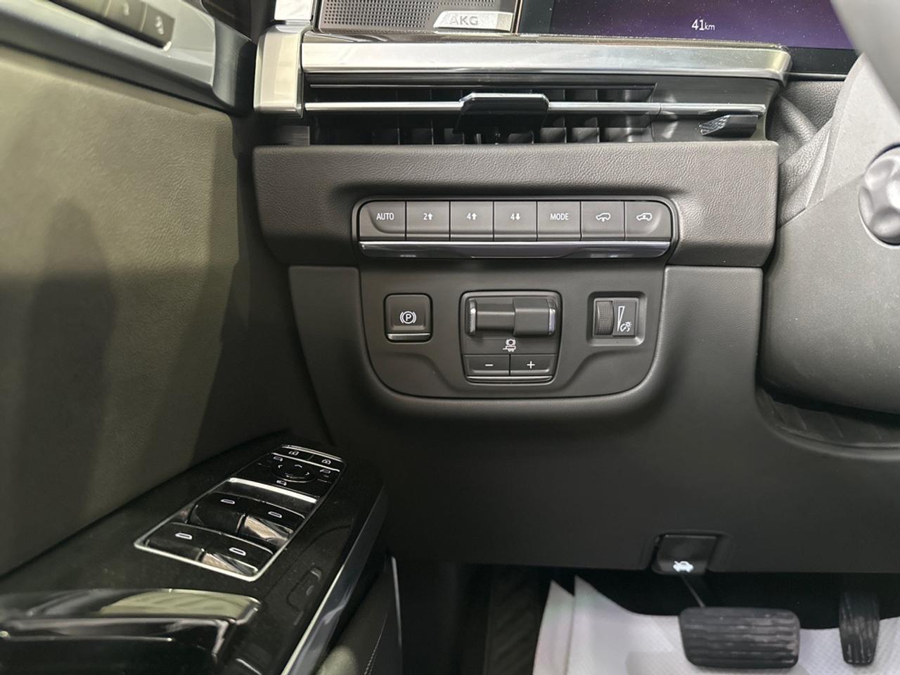 2026 Cadillac Escalade Luxury  ESV, RADIANT RED, LUXURY Photo