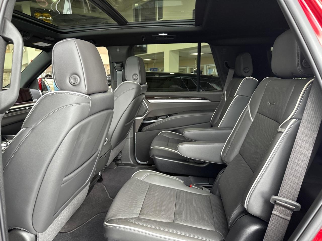 2026 Cadillac Escalade Luxury  ESV, RADIANT RED, LUXURY Photo