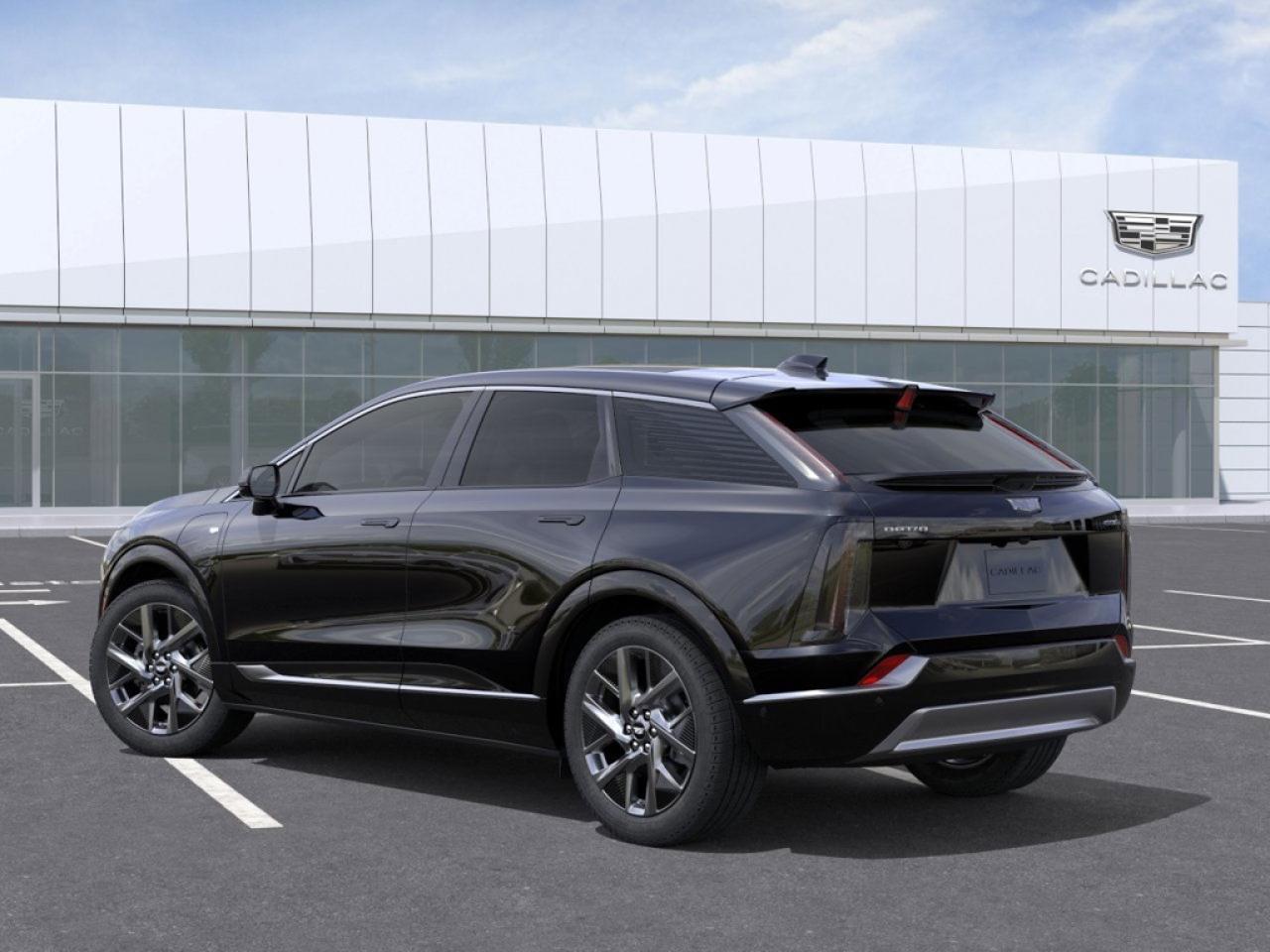 2026 Cadillac OPTIQ Luxury  LUXURY, AWD, BLACK ON SKY COOL GREY Photo