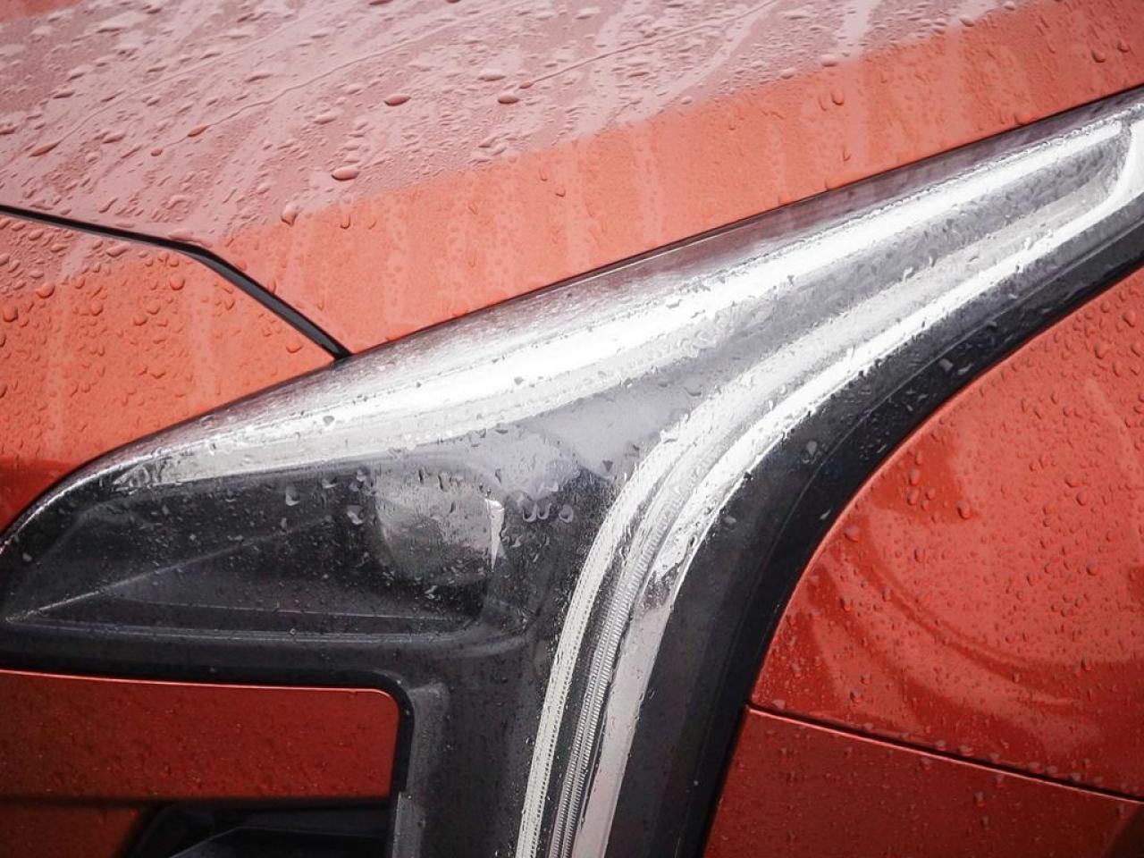 2019 Cadillac XT4 AWD Sport  SPORT, LEATHER, AWDM COMFORT AND CONV PACKAGE Photo