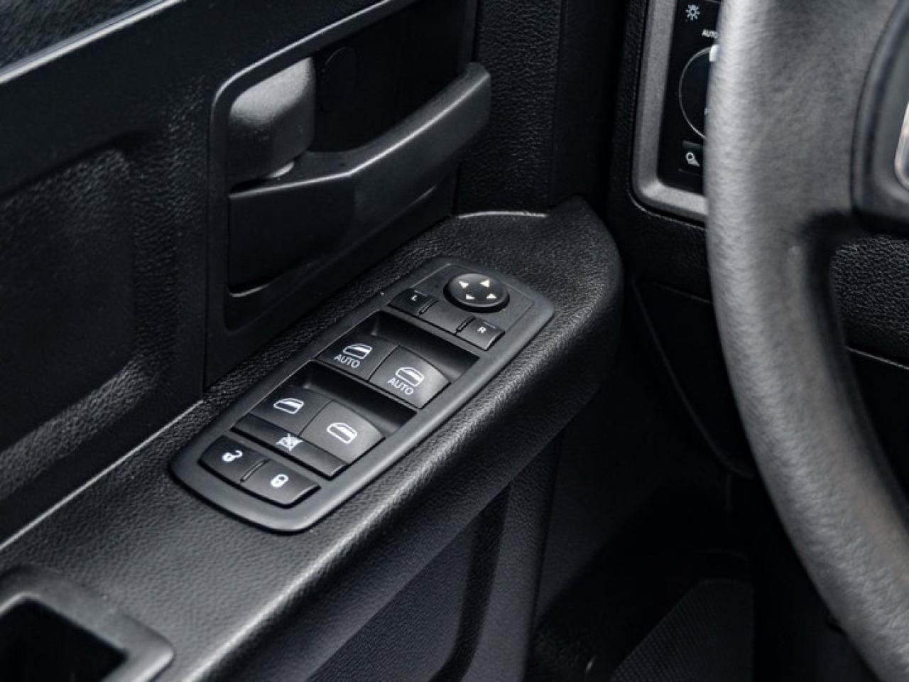 2019 RAM 1500 Classic TRADESMAN Photo