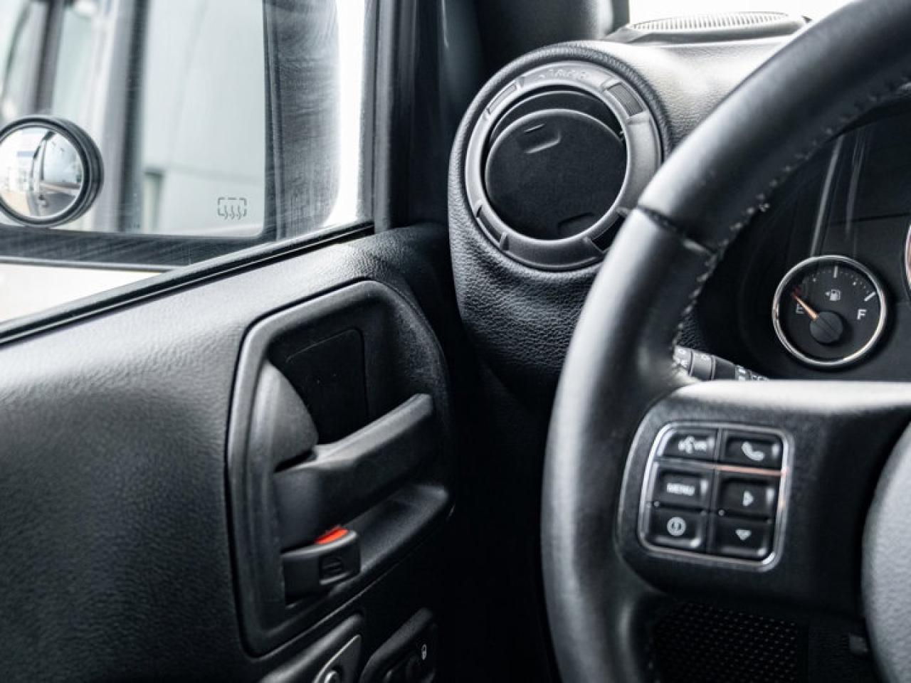 2017 Jeep Wrangler Unlimited Willys Wheeler Photo