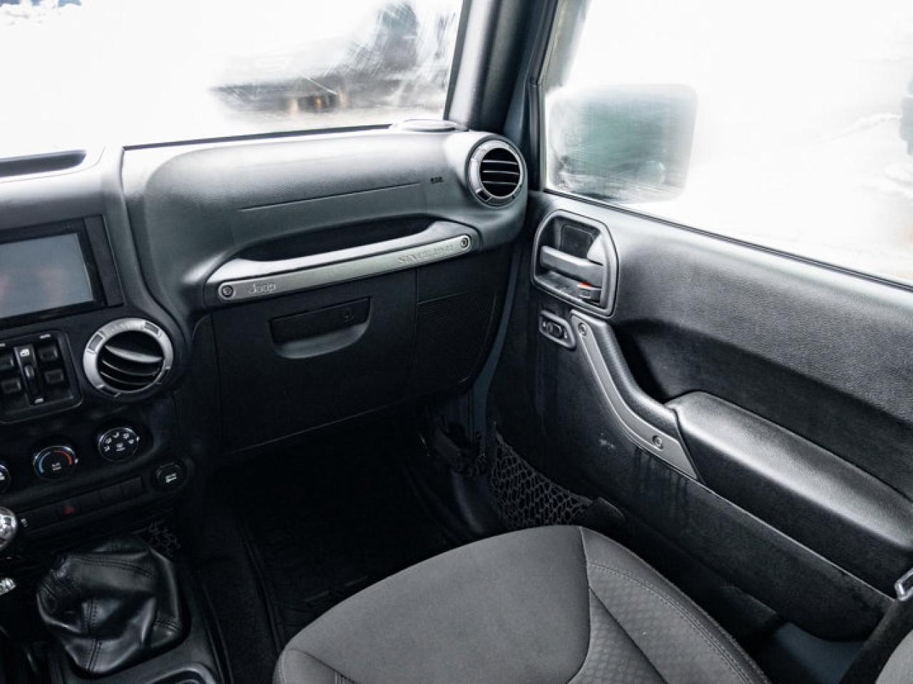 2017 Jeep Wrangler Unlimited Willys Wheeler Photo