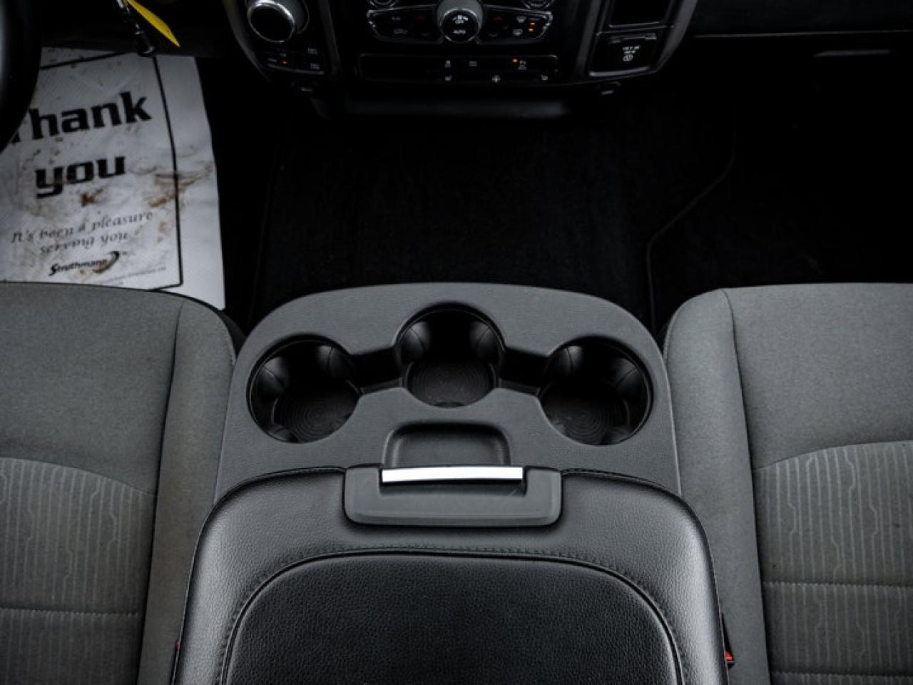 2022 RAM 1500 Classic EXPRESS Photo