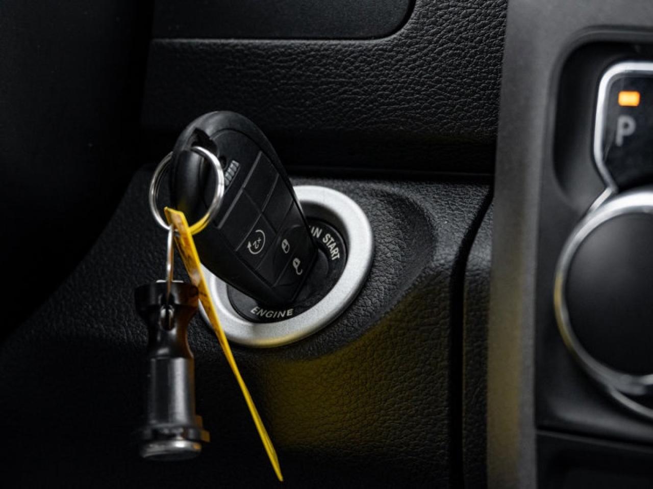 2022 RAM 1500 Classic EXPRESS Photo