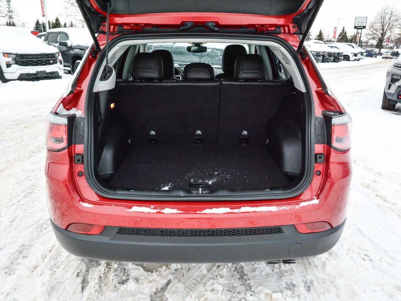 2019 Jeep Compass Limited  - Navigation -  Leather Seats - $134 B/W Photo