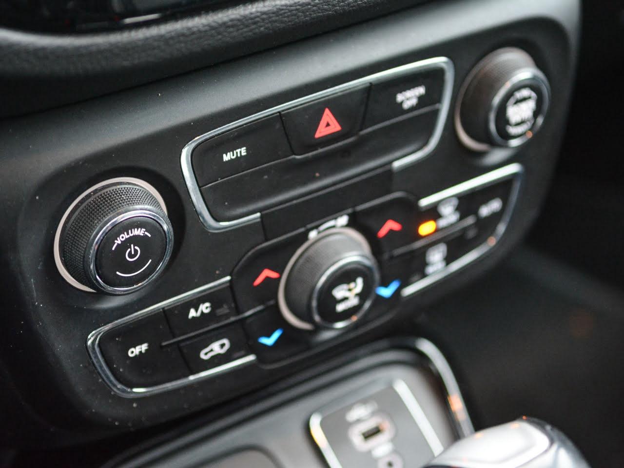 2019 Jeep Compass Limited  - Navigation -  Leather Seats - $134 B/W Photo