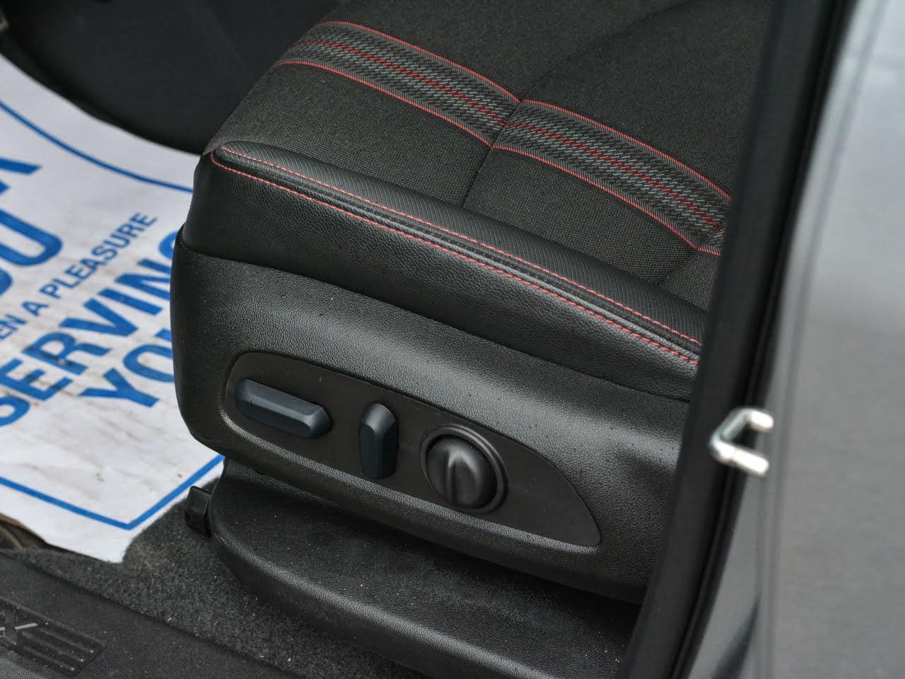 2024 Chevrolet Equinox RS  - Power Liftgate - $237 B/W Photo