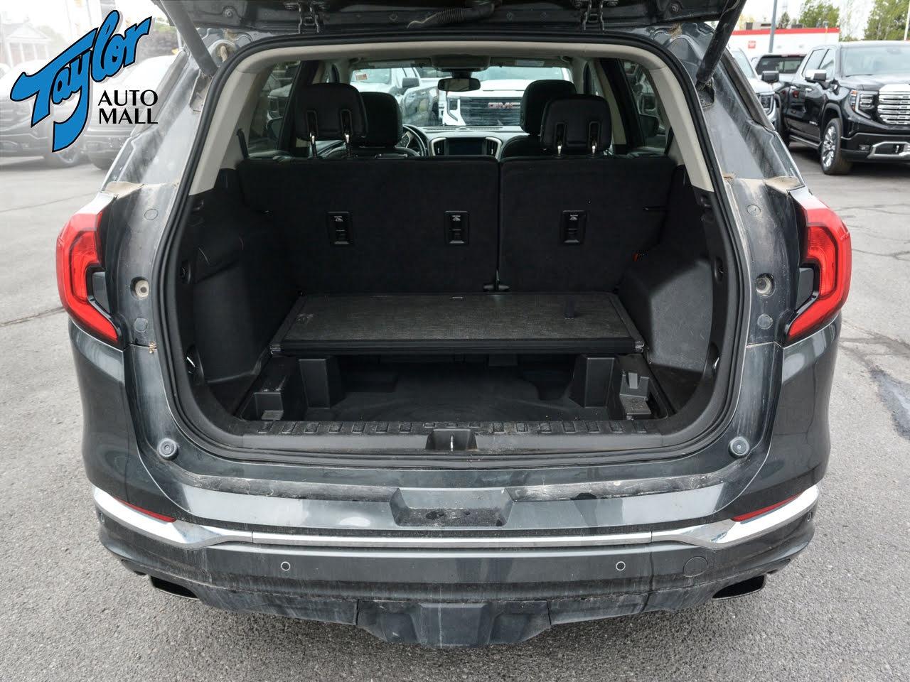 2019 GMC Terrain Denali  - Navigation -  Cooled Seats - $170 B/W Photo