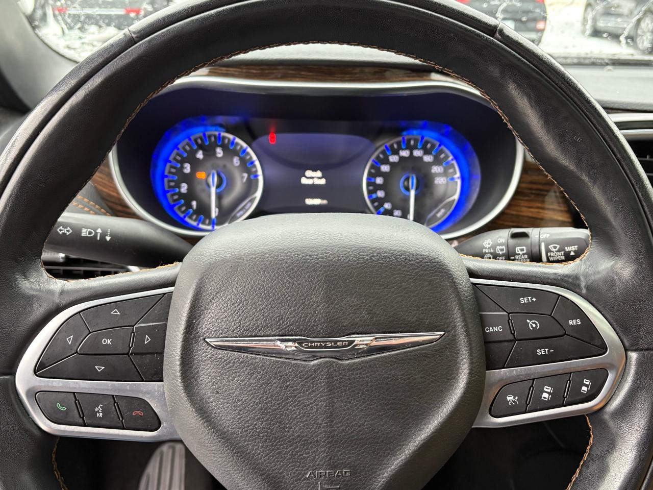 2022 Chrysler Pacifica Pinnacle AWD, Loaded Photo