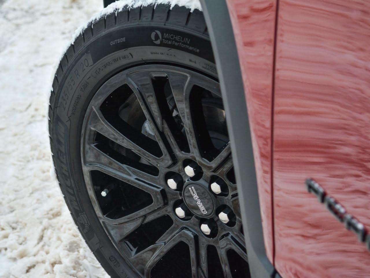 2023 GMC Acadia SLT  - Navigation -  Leather Seats - $304 B/W Photo