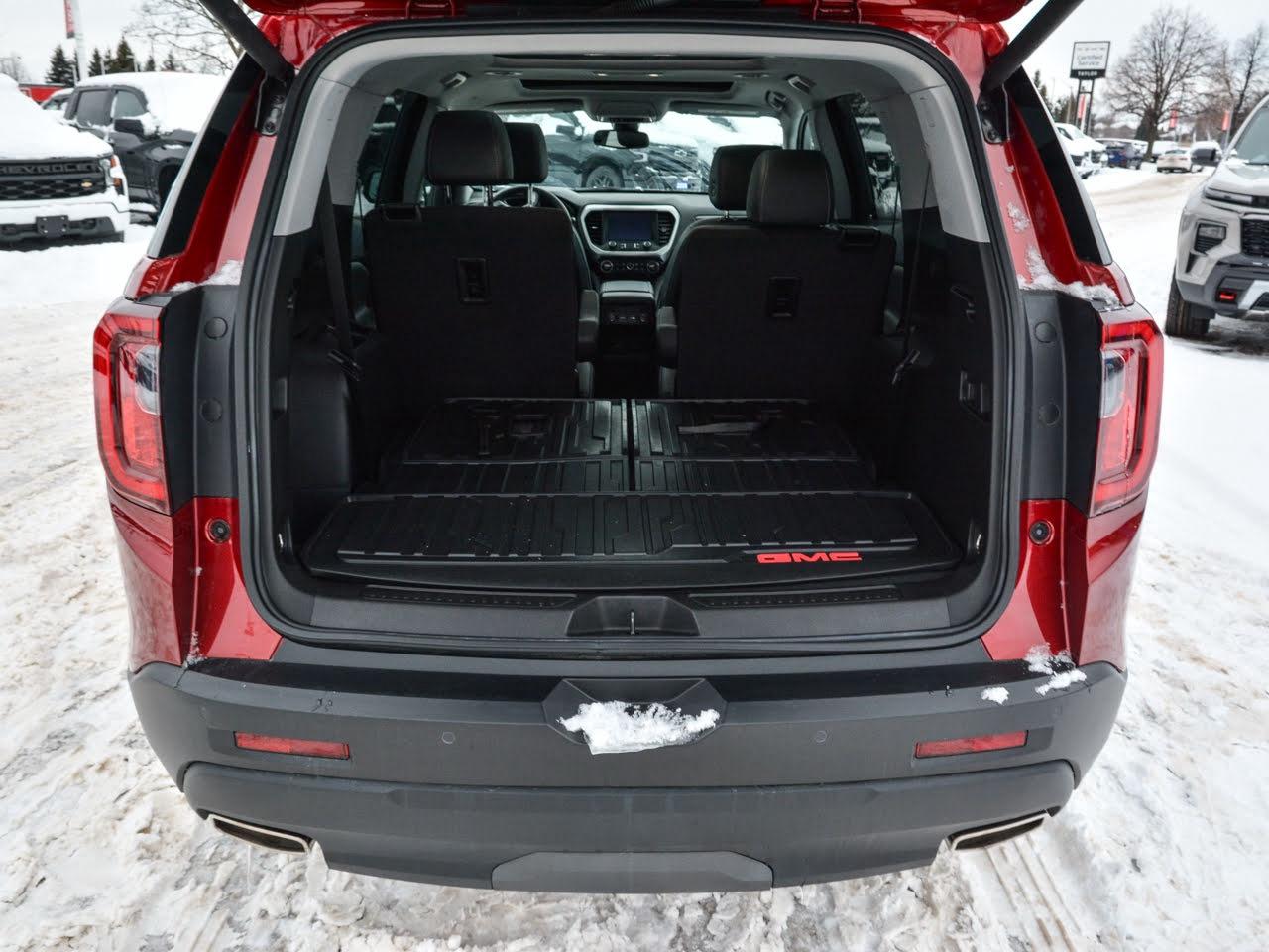 2023 GMC Acadia SLT  - Navigation -  Leather Seats - $304 B/W Photo