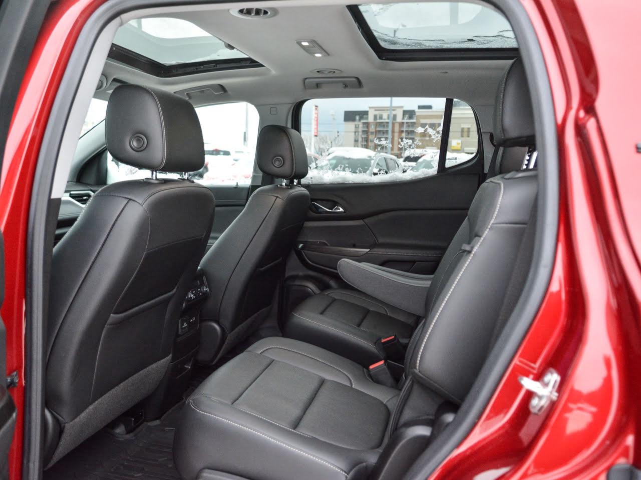 2023 GMC Acadia SLT  - Navigation -  Leather Seats - $304 B/W Photo