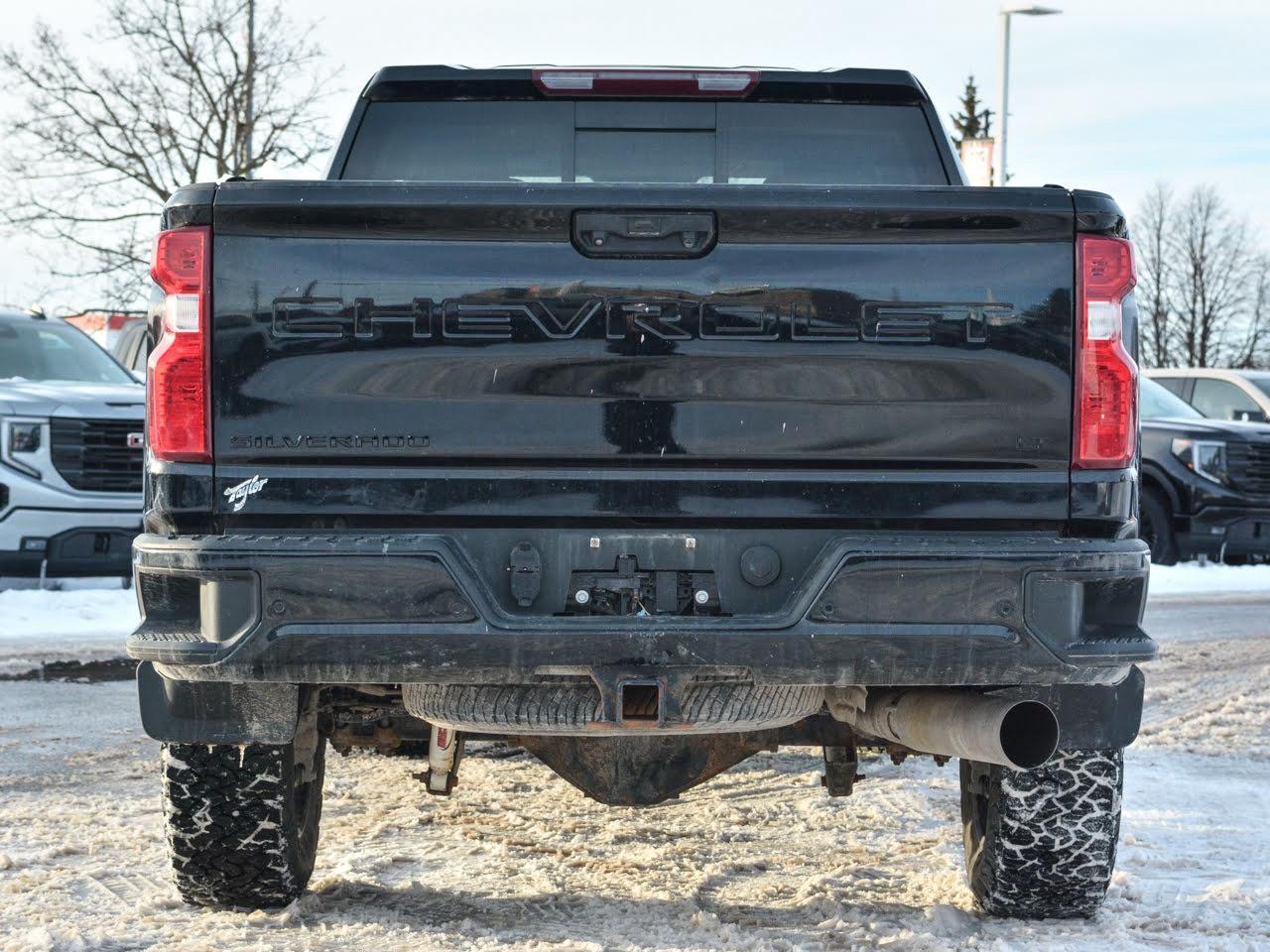 2022 Chevrolet Silverado 2500 HD LT  - Aluminum Wheels Photo4