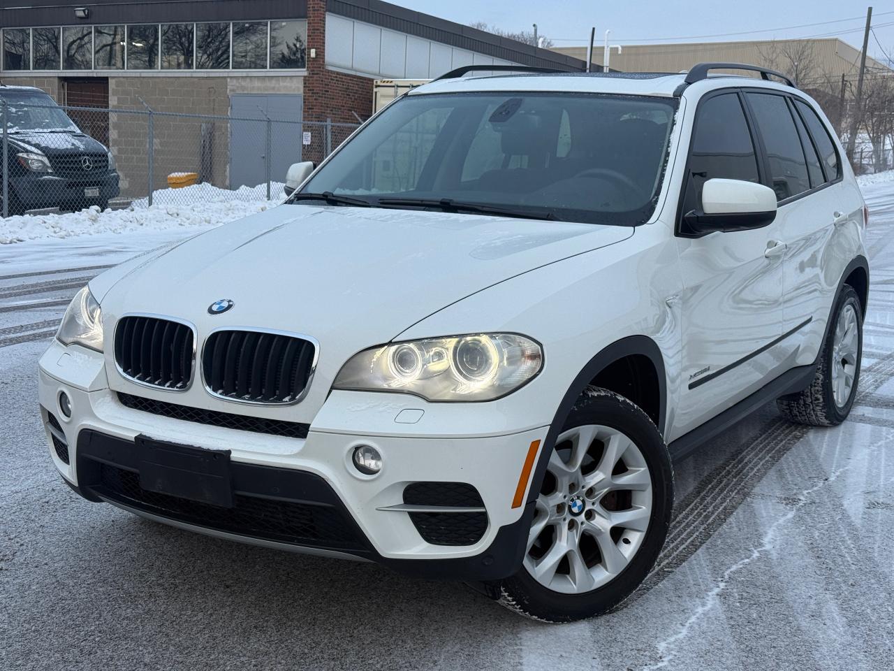 2013 BMW X5 35i Photo0