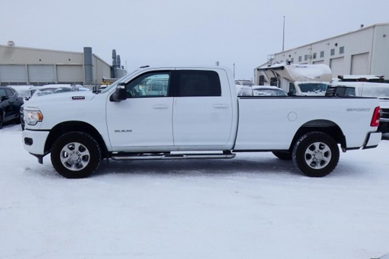 2023 Dodge Ram 3500 Big Horn 4x4 Crew Cab 8' Box w/Htd cloth, NAV, BUC - Photo #1