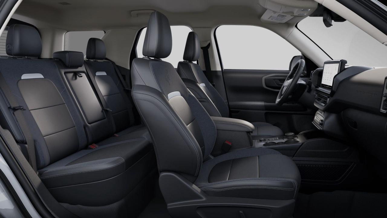 2025 Ford Bronco Sport OUTER BANKS, ADAPTIVE CRUISE, REMOTE START, Photo