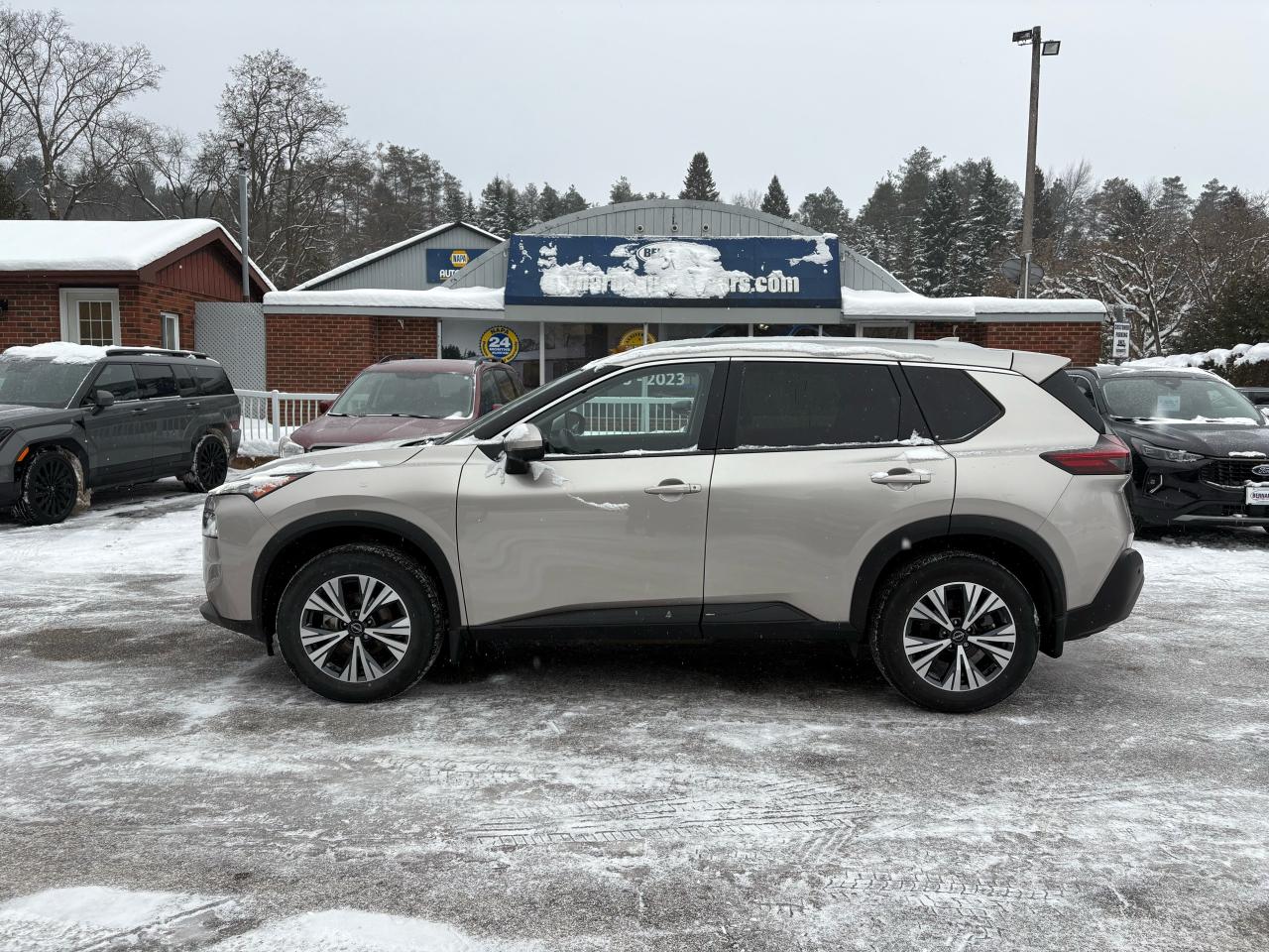 Used 2023 Nissan Rogue SV MOONROOF for sale in Flesherton, ON