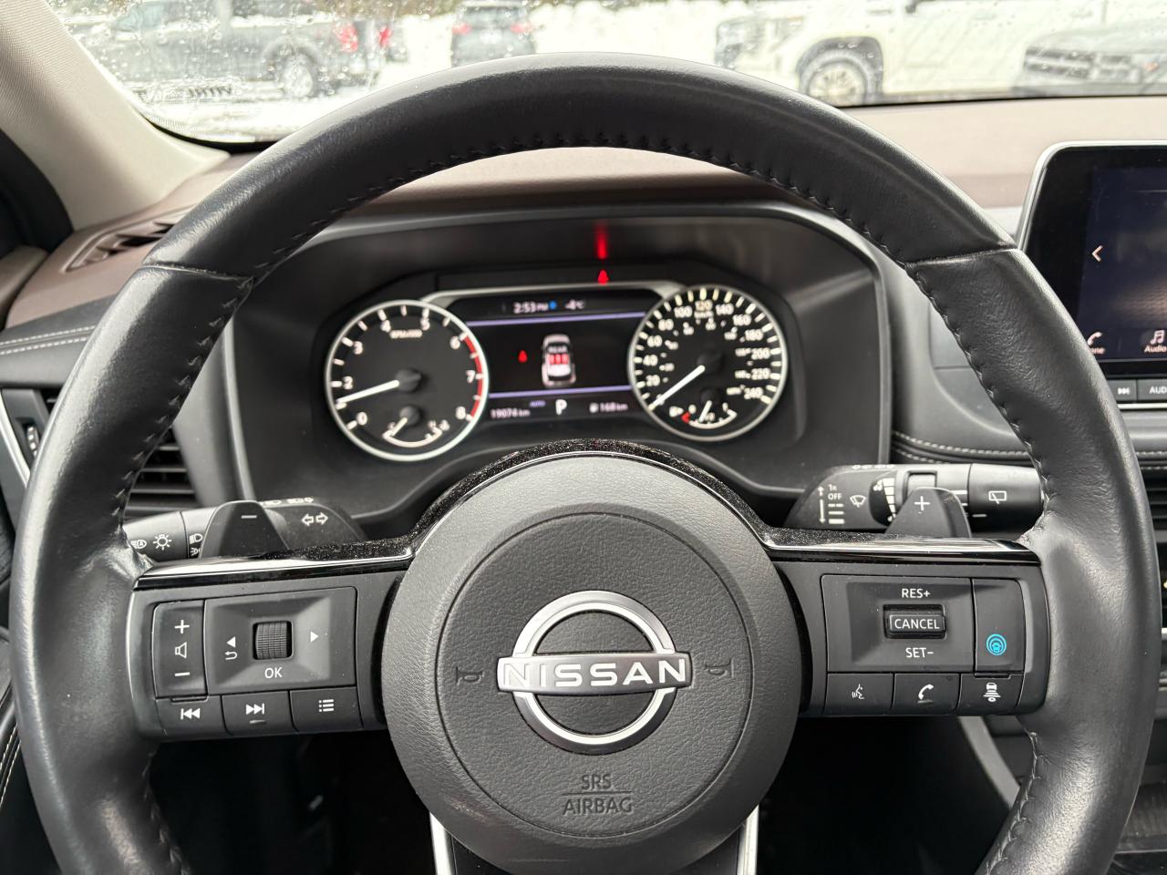 2023 Nissan Rogue SV MOONROOF Photo