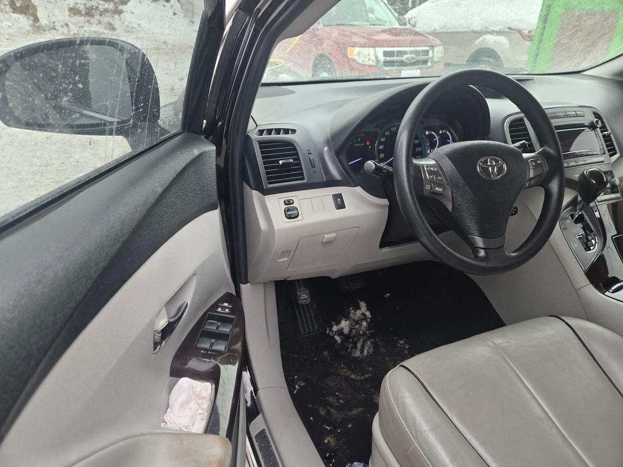 2011 Toyota Venza  Photo