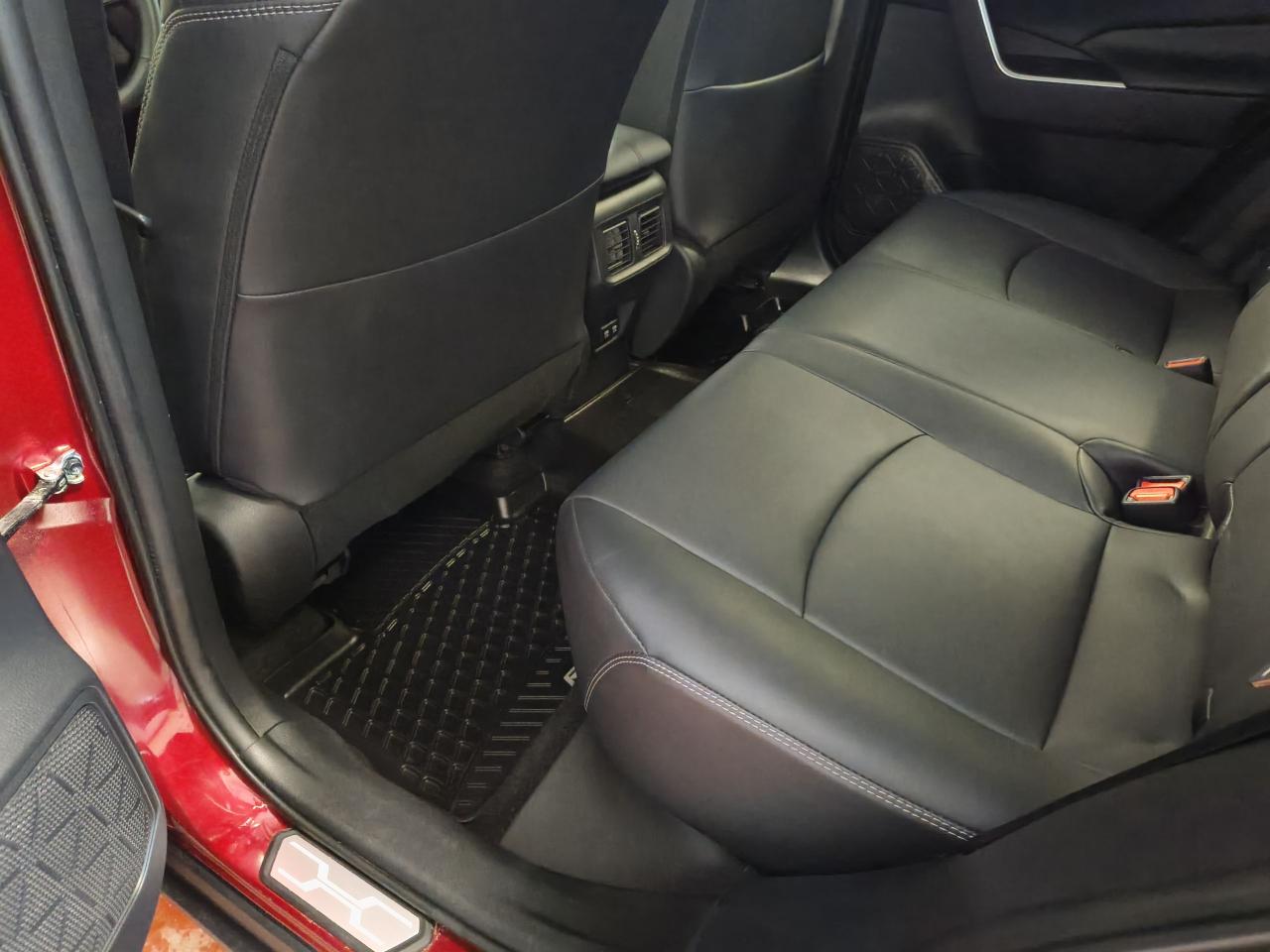 2021 Toyota RAV4 XLE AWD Photo