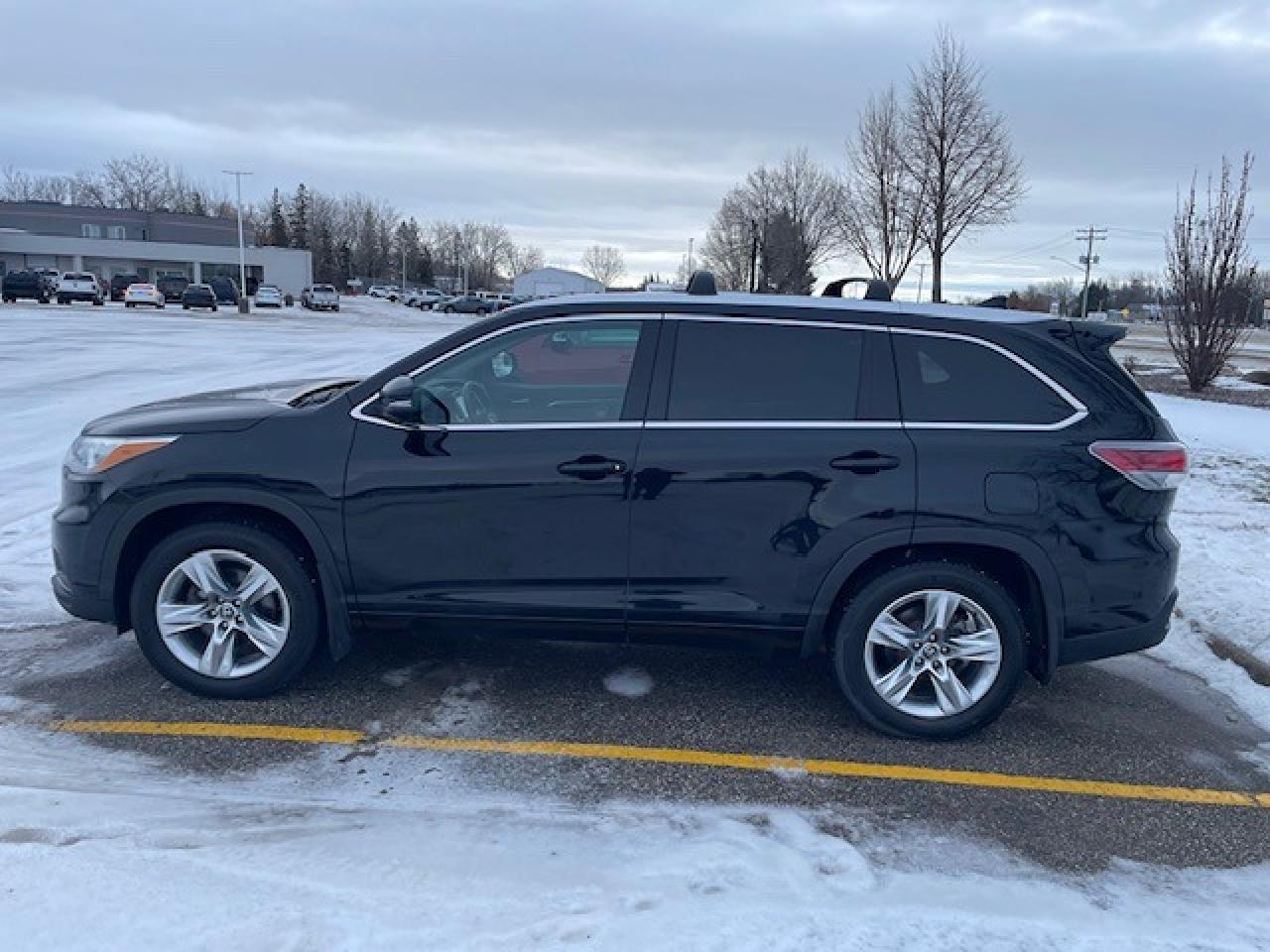 2016 Toyota Highlander LIMITED  Photo1