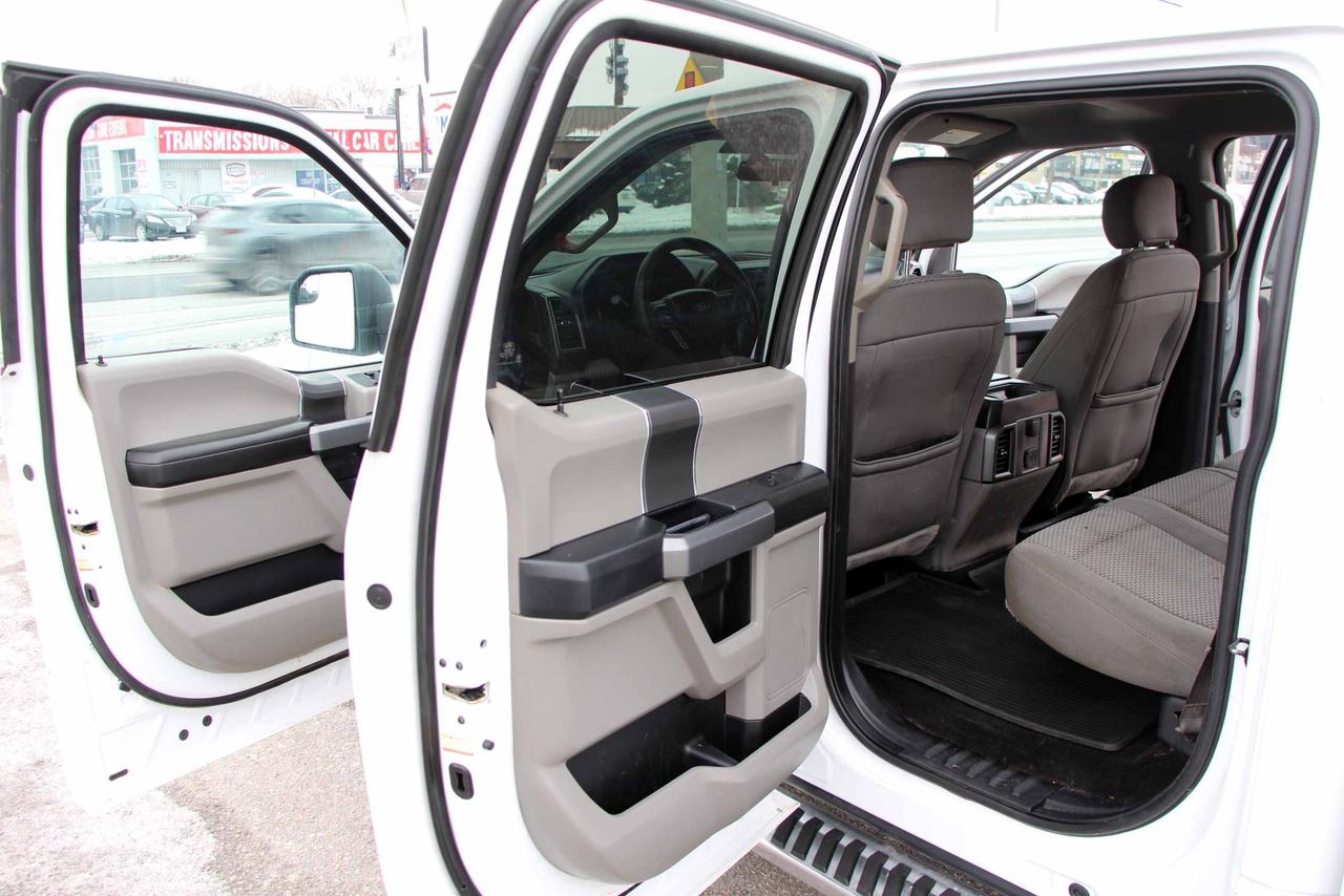 2018 Ford F-150 XLT 4WD SuperCrew 6.5' Box Photo