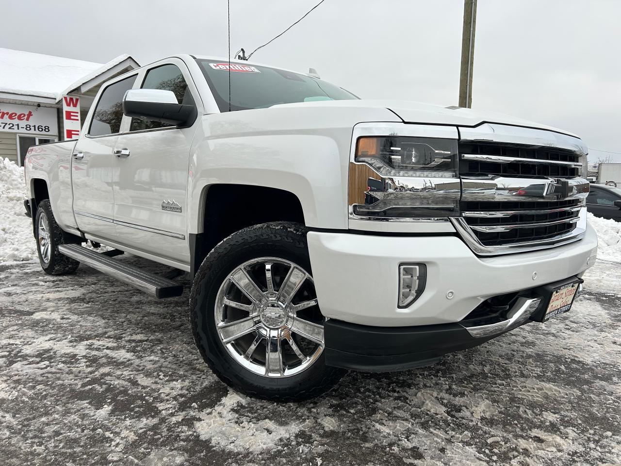 2017 Chevrolet Silverado 1500 High Country Photo
