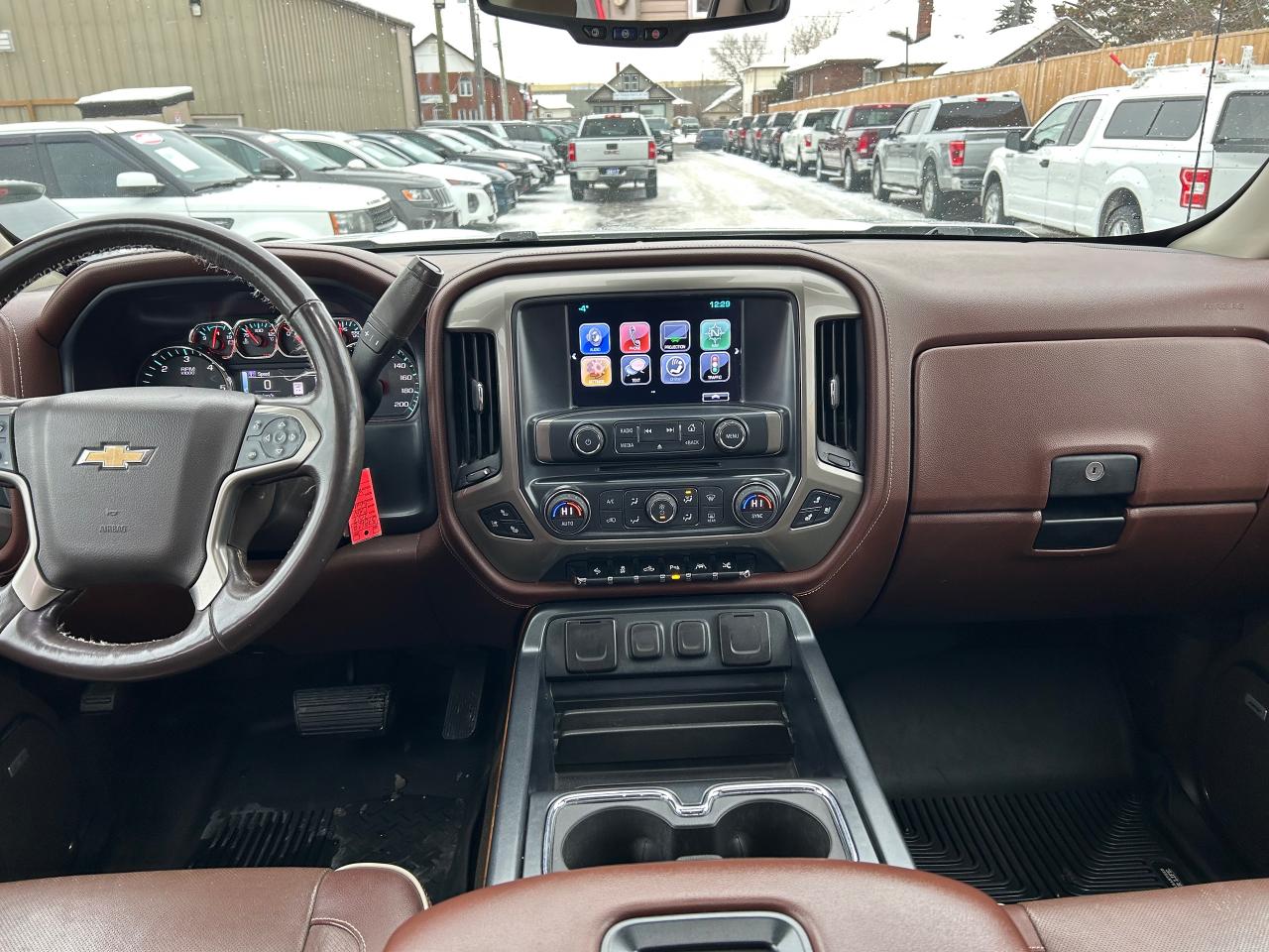 2017 Chevrolet Silverado 1500 High Country Photo