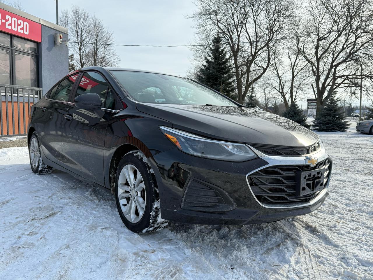 2019 Chevrolet Cruze LT | Backup Camera | Heated Seats | Apple Carplay Photo