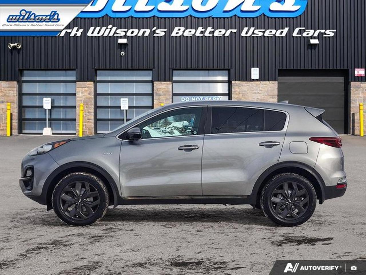 2020 Kia Sportage LX AWD | Heated Seats | CarPlay + Android | Rear Camera | Alloy Wheels | and More ! Photo