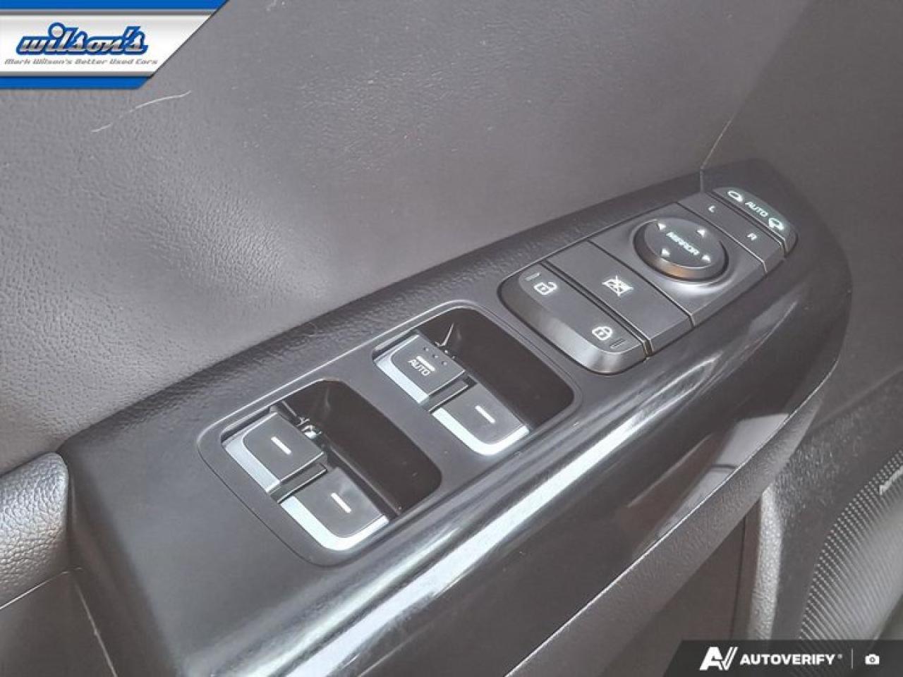 2020 Kia Sportage SX AWD | Leather | Sunroof | Nav | Smart Cruise | Cooled + Heated Seats | Heated Wheel | and More ! Photo