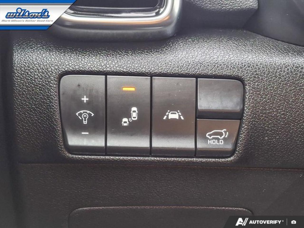 2020 Kia Sportage SX AWD | Leather | Sunroof | Nav | Smart Cruise | Cooled + Heated Seats | Heated Wheel | and More ! Photo