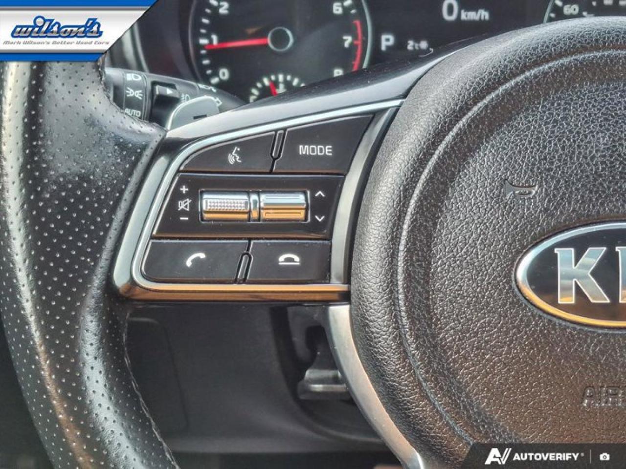 2020 Kia Sportage SX AWD | Leather | Sunroof | Nav | Smart Cruise | Cooled + Heated Seats | Heated Wheel | and More ! Photo