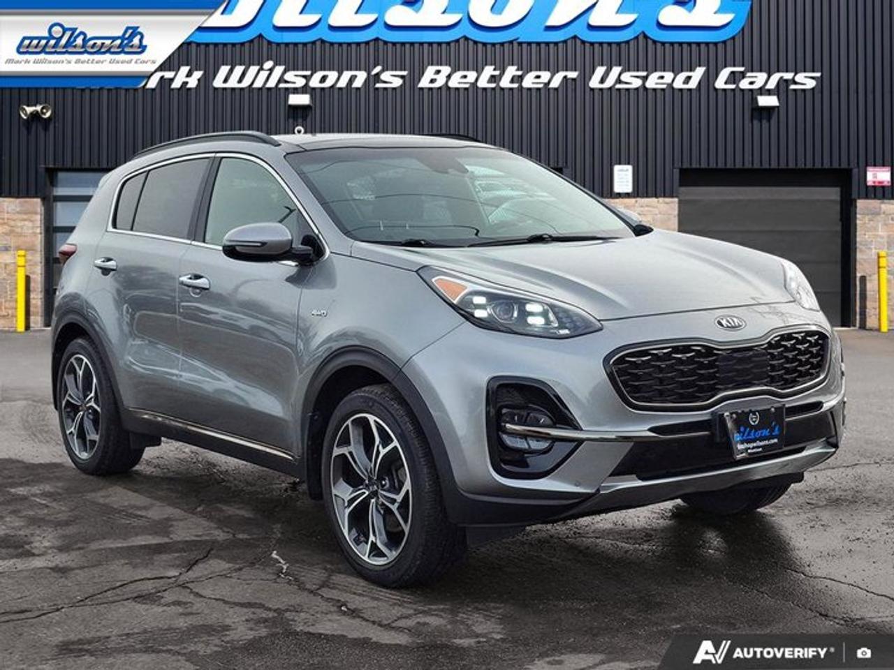 2020 Kia Sportage SX AWD | Leather | Sunroof | Nav | Smart Cruise | Cooled + Heated Seats | Heated Wheel | and More ! Photo