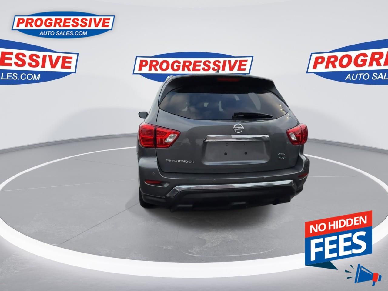 2019 Nissan Pathfinder SV Tech Photo