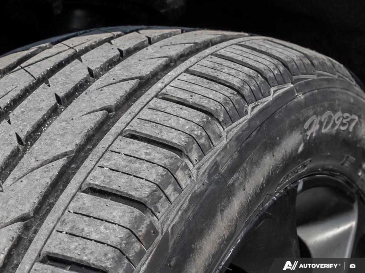 2025 Chrysler Pacifica Limited NAVIGATION SYSTEM | REMOTE KEYLESS ENTRY | HEATED Photo