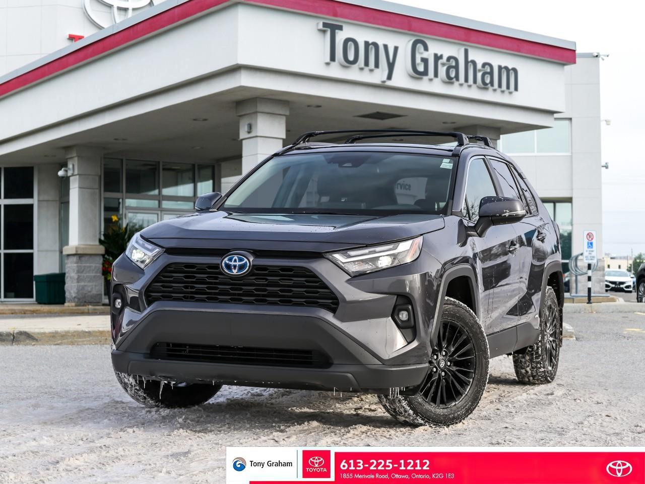 2023 Toyota RAV4 Hybrid XLE Photo0