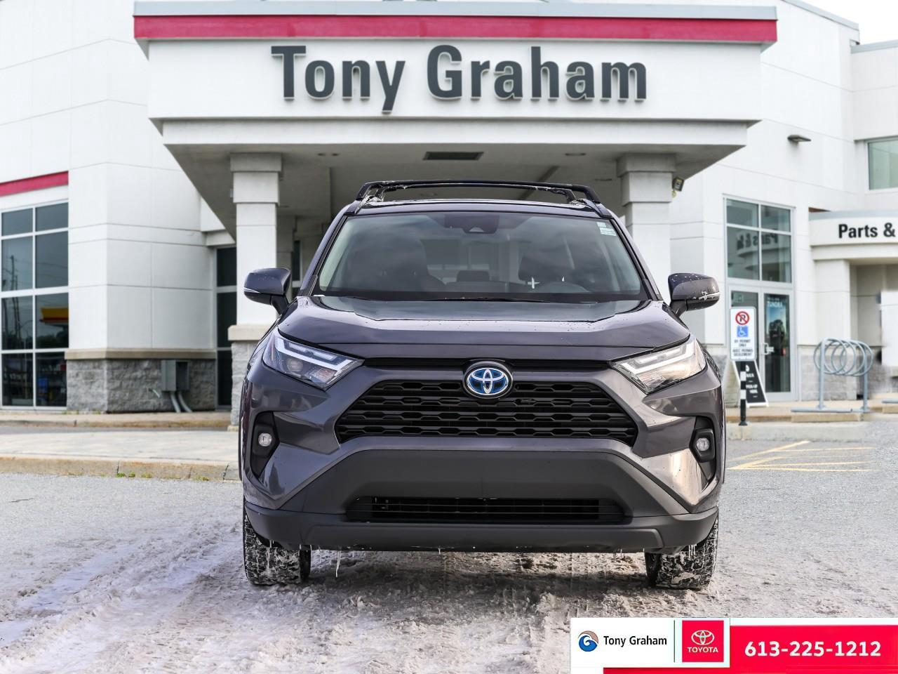 2023 Toyota RAV4 Hybrid XLE Photo