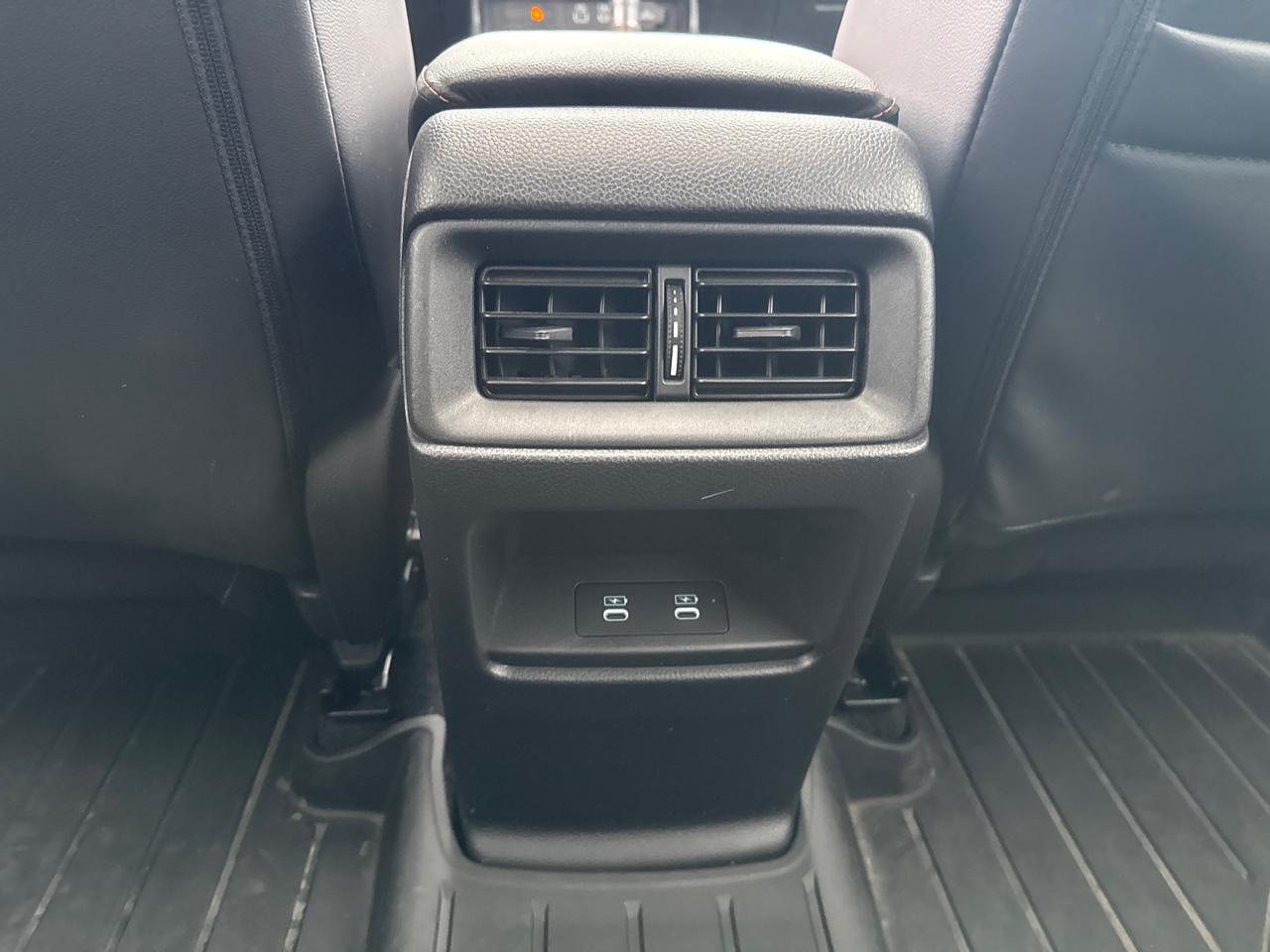 2023 Honda CR-V Hybrid Touring Photo