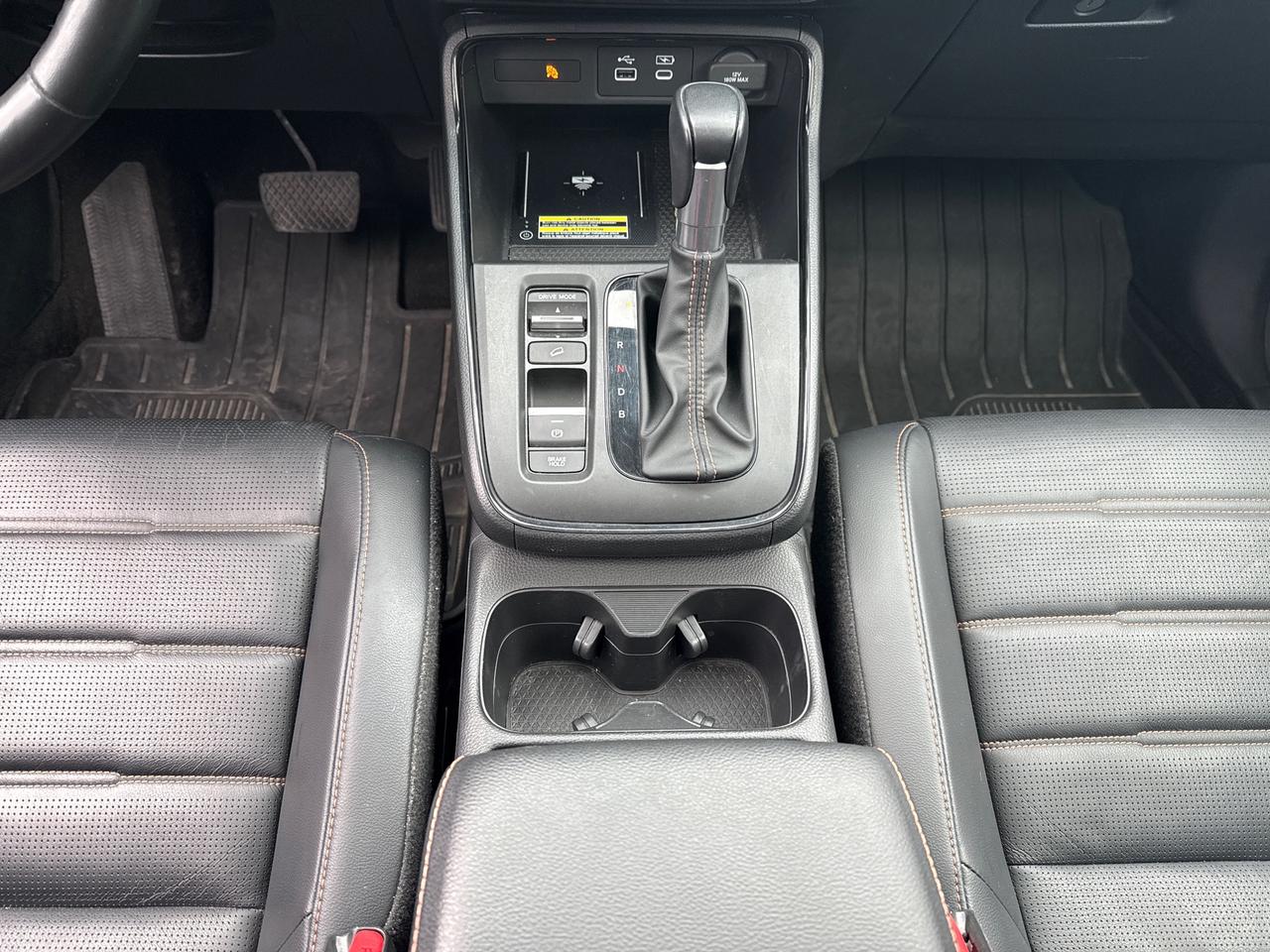 2023 Honda CR-V Hybrid Touring Photo