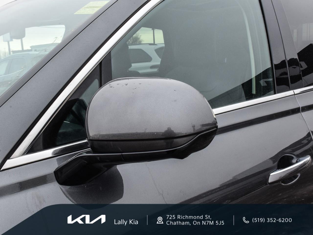 2022 Genesis GV80 2.5T Advanced New Arrival | Low KMs | Clean CarFax | Leather | Roof | Nav Photo