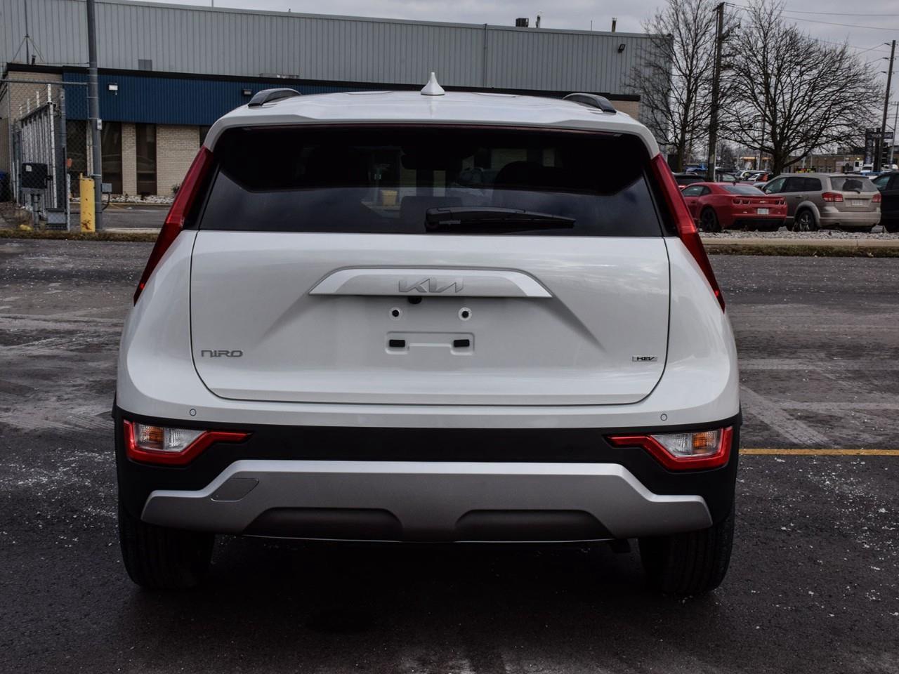 2026 Kia NIRO EX Photo4