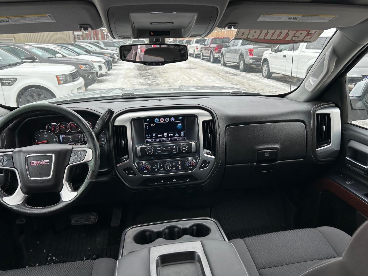 2017 GMC Sierra 1500 SLE Photo
