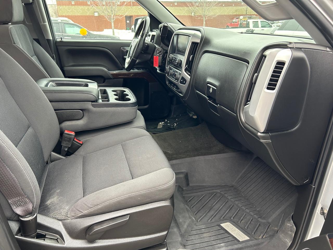 2017 GMC Sierra 1500 SLE Photo