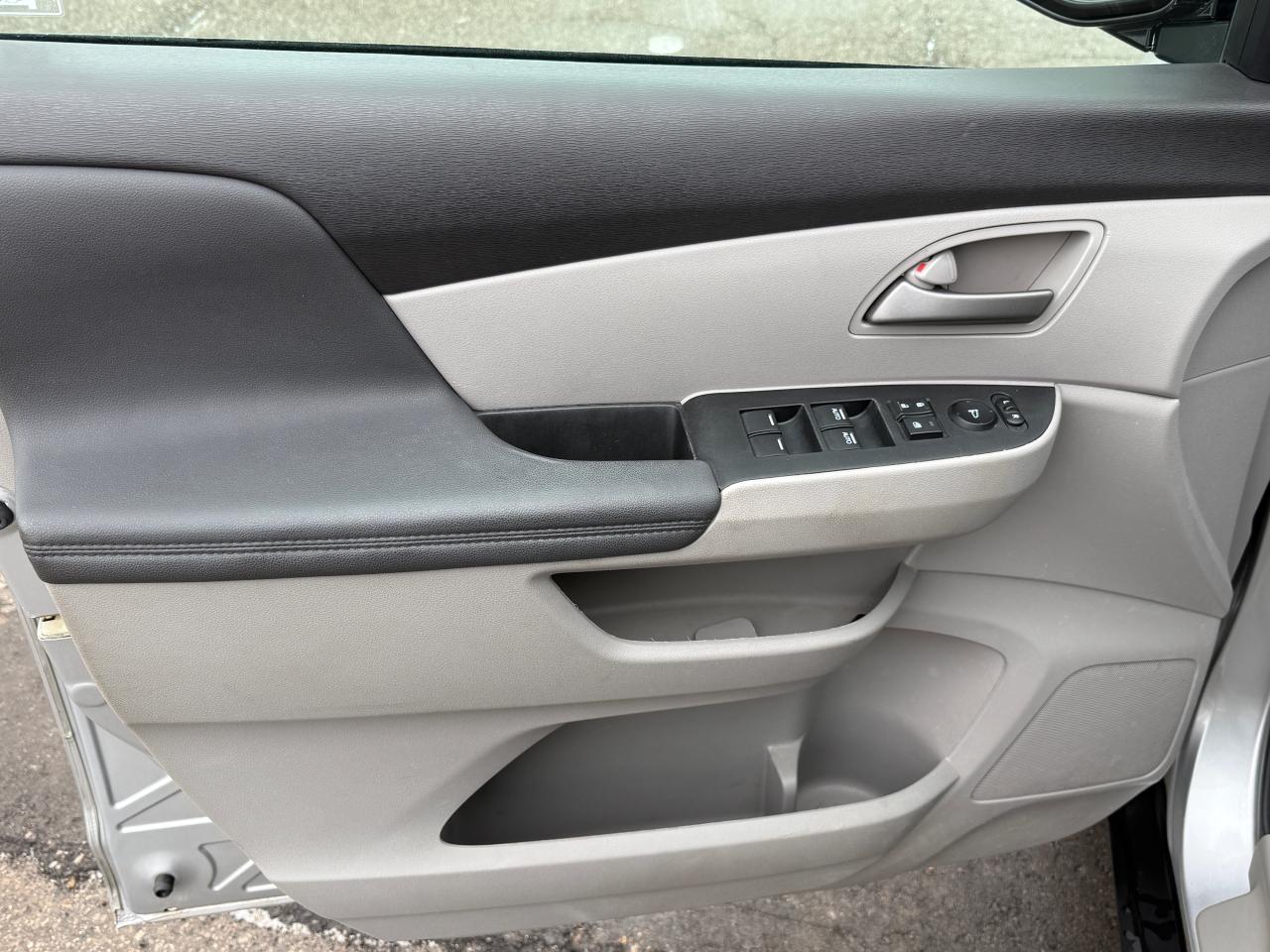 2012 Honda Odyssey EX-L Photo