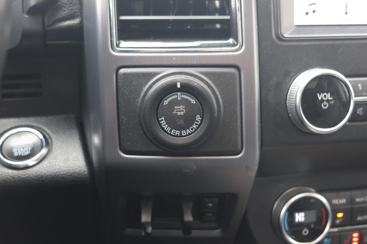 2019 Ford Expedition Platinum Max - PANO|NAVI|CAMERA|BLINDSPOT|LANEKEEP Photo