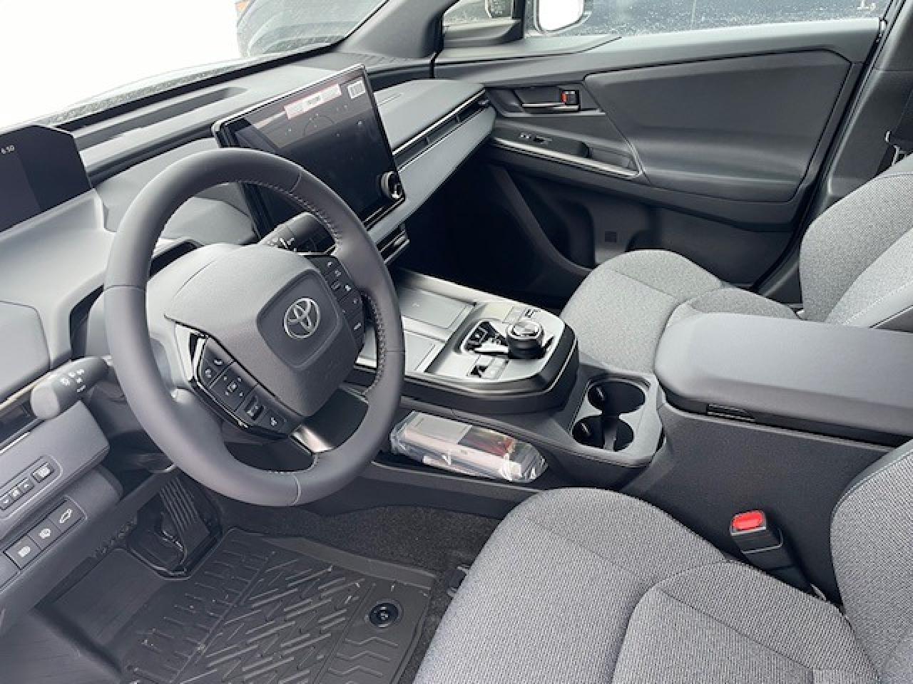 2026 Toyota bZ XLE AWD Photo4