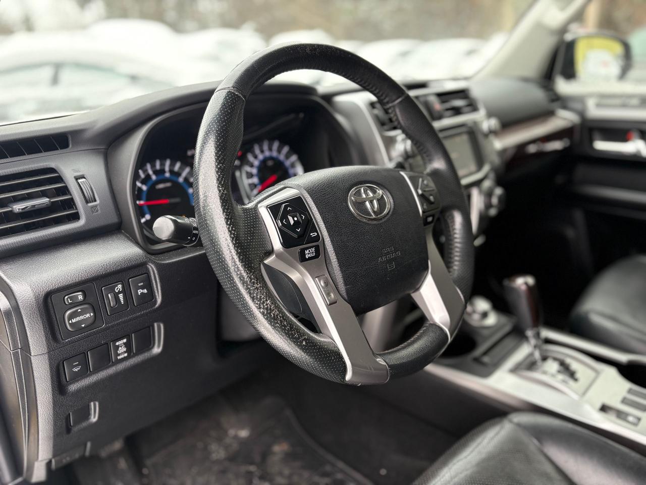 2015 Toyota 4Runner 7 PASSENGERS,LIMITED,NO ACCIDENT HISTORY,CERTIFIED Photo