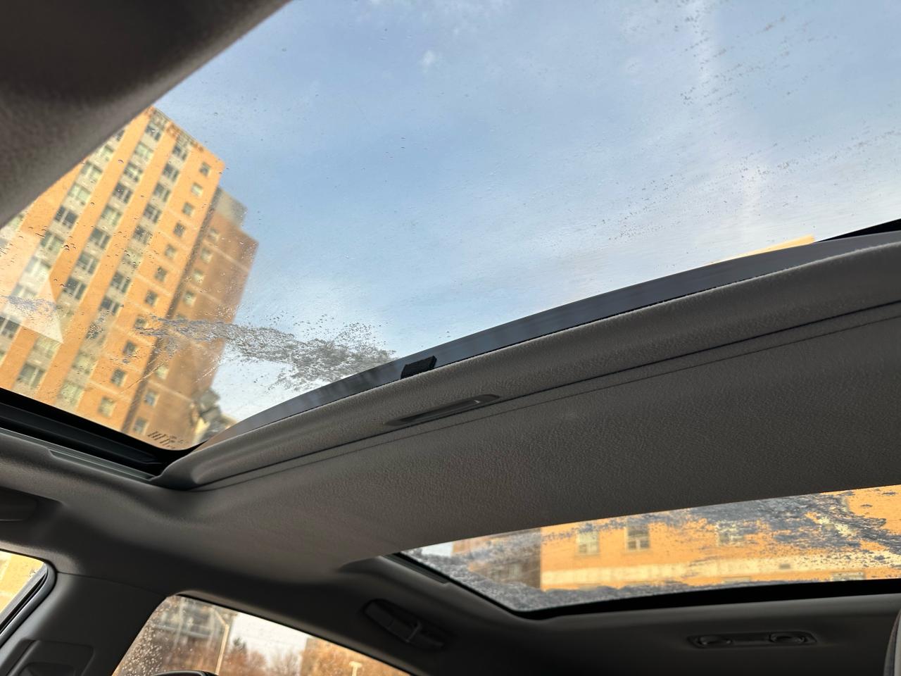 2014 Toyota Venza LIMITED AWD Photo